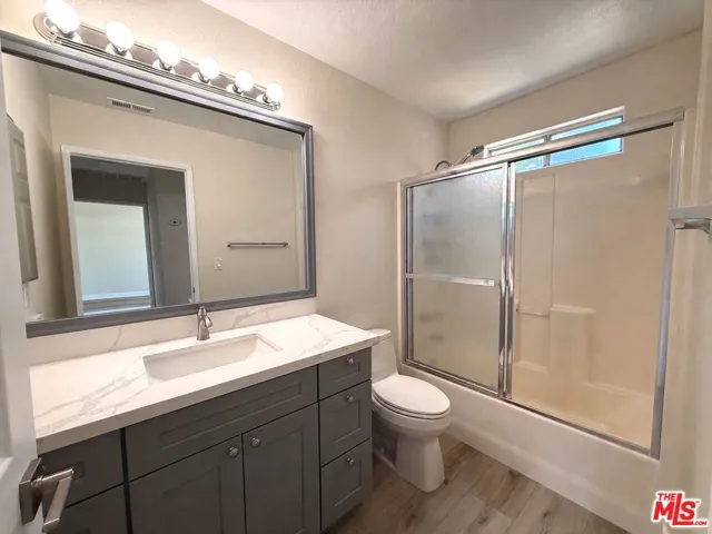 11536 Edinger Avenue, Fountain Valley, California 92708