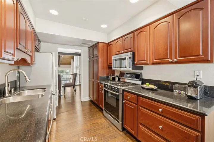 4231 Colfax Ave. F, Studio City, California 91604