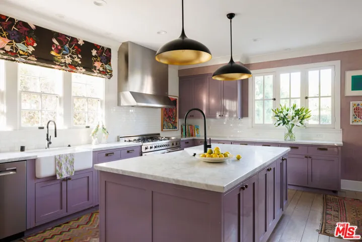 2230 Nottingham Avenue, Los Angeles, California 90027