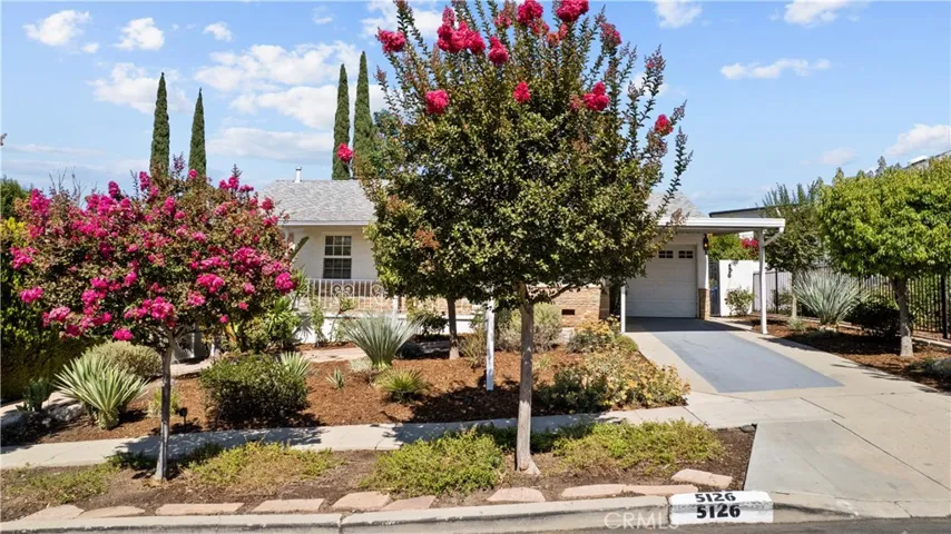 5126 Avenida Oriente, Tarzana, California 91356