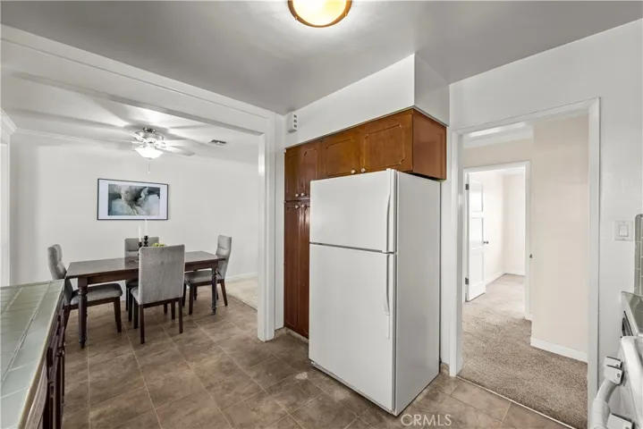 5126 Avenida Oriente, Tarzana, California 91356