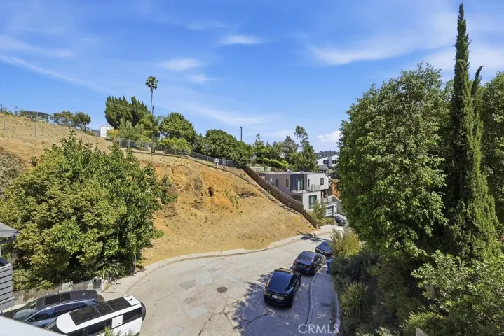2705 W Lytelle, Los Angeles, California 90065