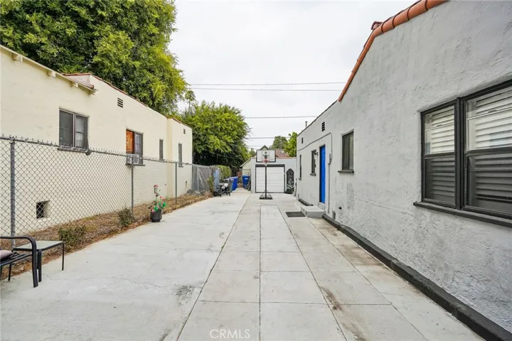 2358 Marengo Avenue, Altadena, California 91001