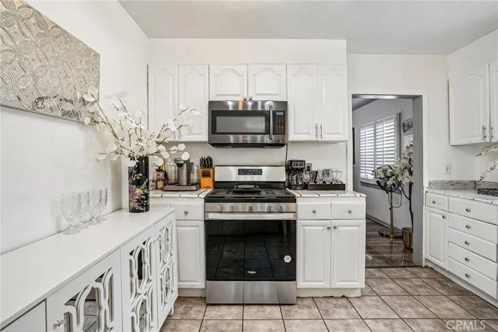 2358 Marengo Avenue, Altadena, California 91001