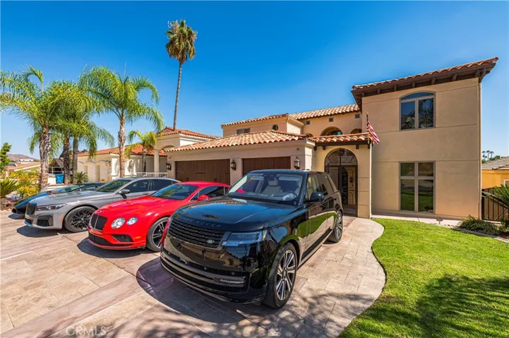 22166 W San Joaquin Drive W, Canyon Lake, California 92587