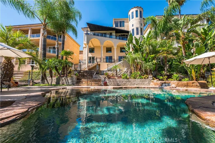 22166 W San Joaquin Drive W, Canyon Lake, California 92587
