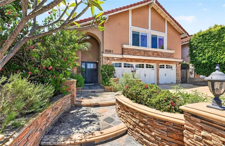 19281 Coralwood Lane, Huntington Beach, California 92646