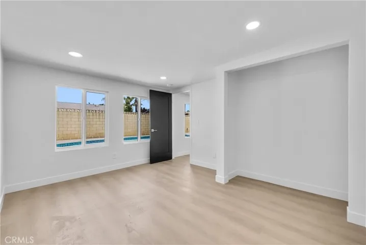 9900 Niagara, Fontana, California 92335