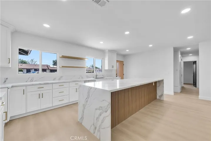 9900 Niagara, Fontana, California 92335