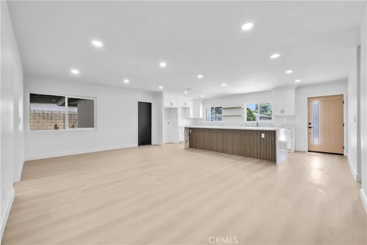 9900 Niagara, Fontana, California 92335