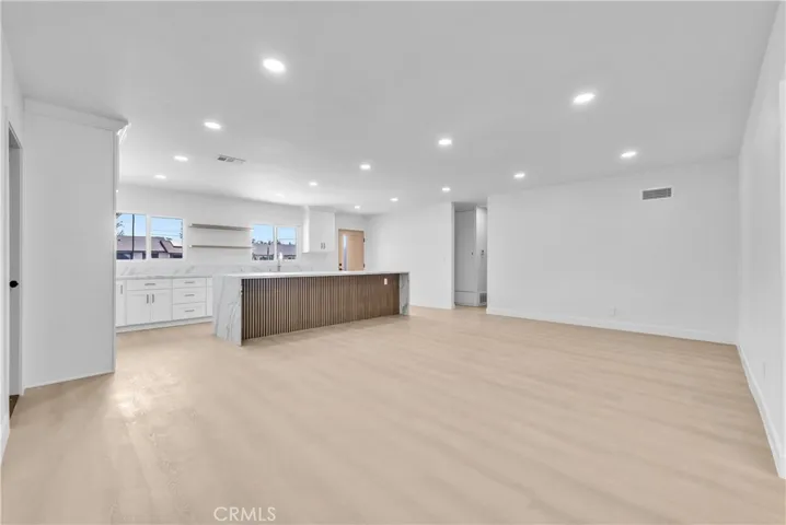 9900 Niagara, Fontana, California 92335