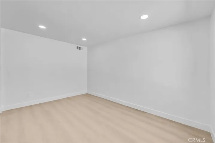 9900 Niagara, Fontana, California 92335
