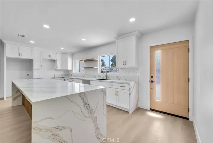 9900 Niagara, Fontana, California 92335