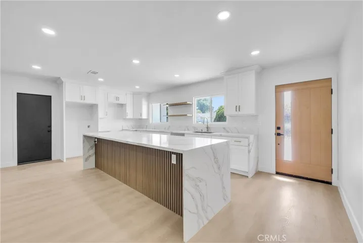 9900 Niagara, Fontana, California 92335