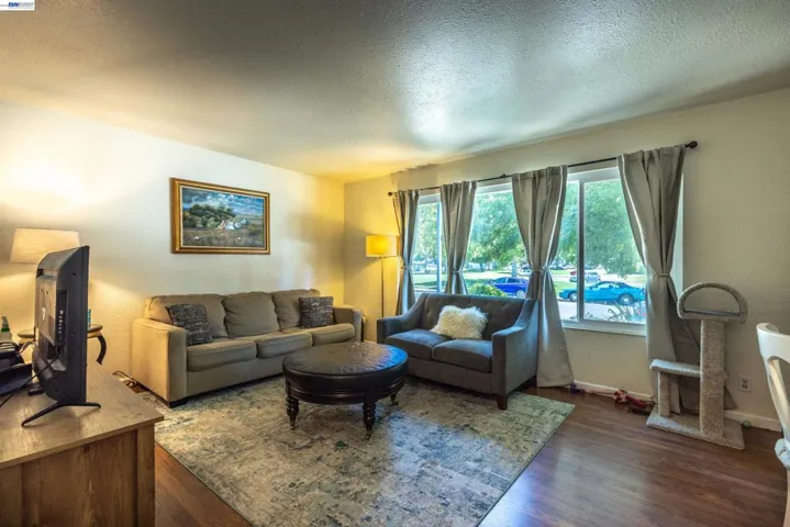 5252 & 5250 Norma Way, Livermore, California 94550