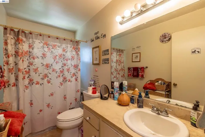 5252 & 5250 Norma Way, Livermore, California 94550