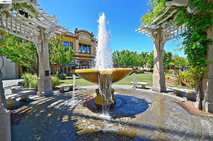 5252 & 5250 Norma Way, Livermore, California 94550