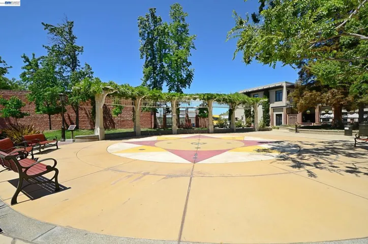 5252 & 5250 Norma Way, Livermore, California 94550