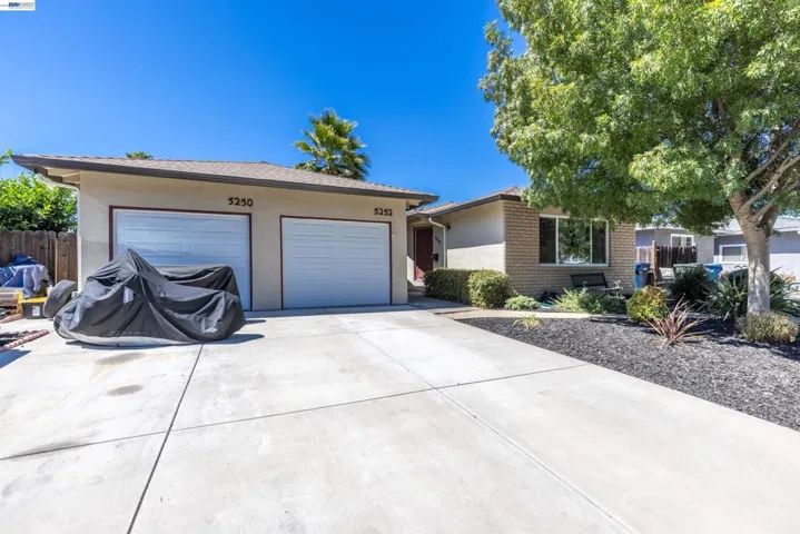 5252 & 5250 Norma Way, Livermore, California 94550