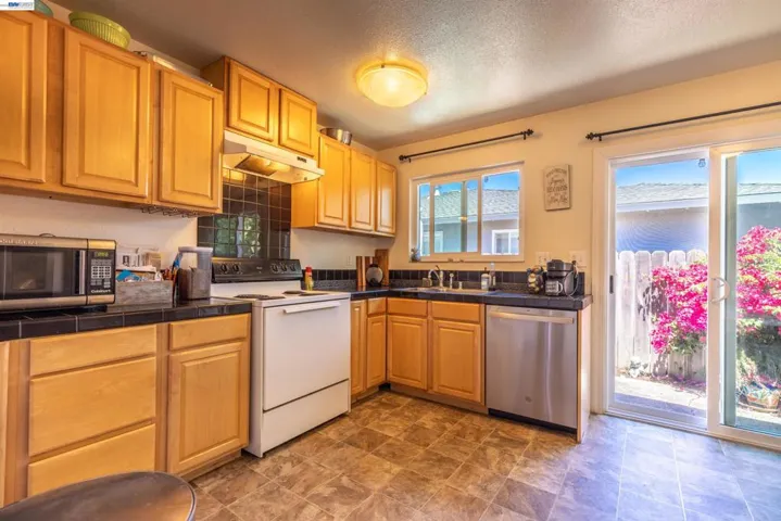 5252 & 5250 Norma Way, Livermore, California 94550