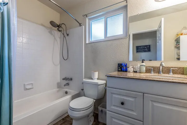 5252 & 5250 Norma Way, Livermore, California 94550