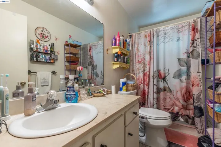 5252 & 5250 Norma Way, Livermore, California 94550