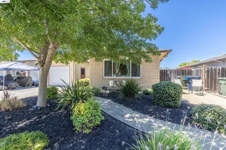 5252 & 5250 Norma Way, Livermore, California 94550