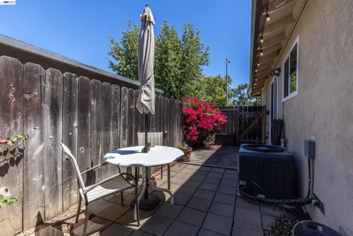 5252 & 5250 Norma Way, Livermore, California 94550
