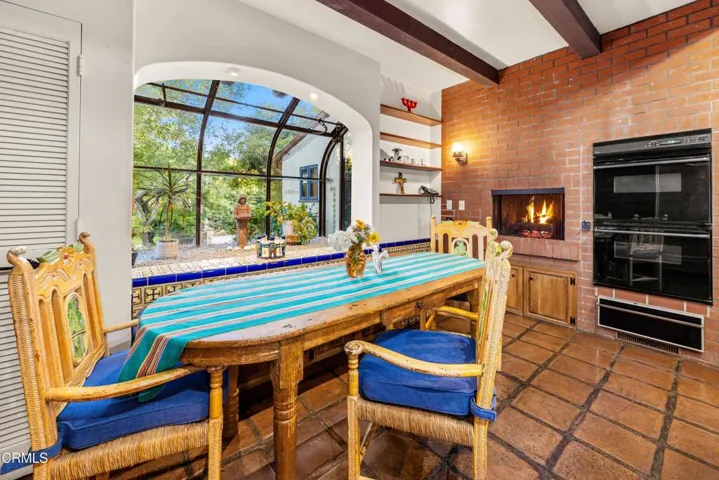 kitchen dining