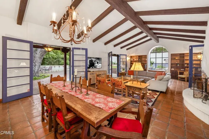 Living Room to courtyard.