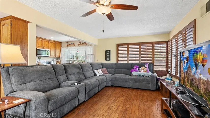 25642 Chimney Rock, Valencia, California 91355