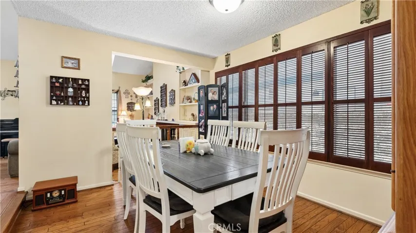 25642 Chimney Rock, Valencia, California 91355