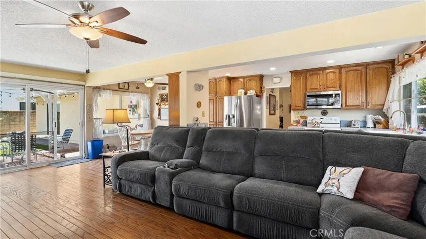 25642 Chimney Rock, Valencia, California 91355