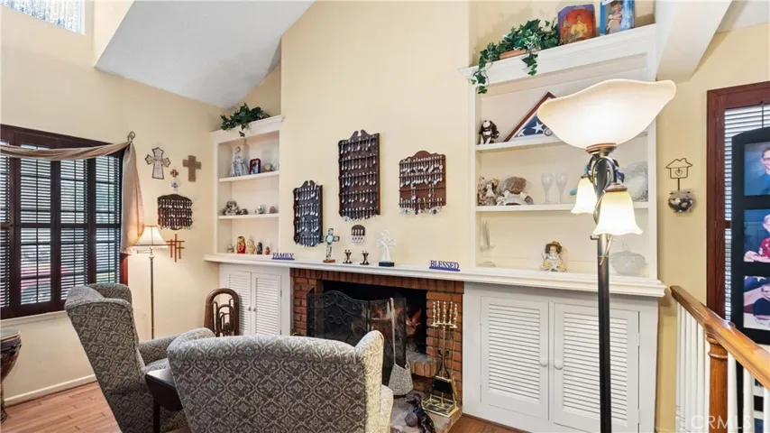 25642 Chimney Rock, Valencia, California 91355