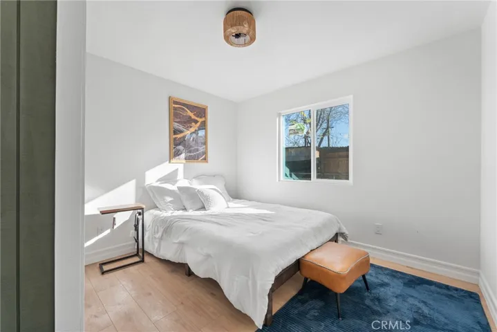 bed 1