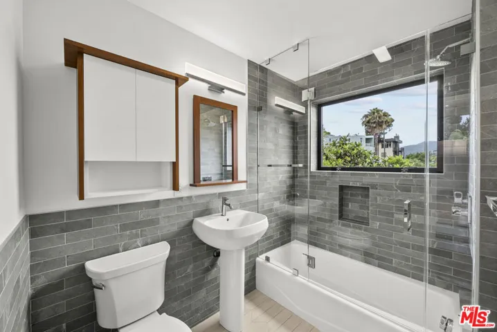 2388 Lyric Avenue, Los Angeles, California 90027