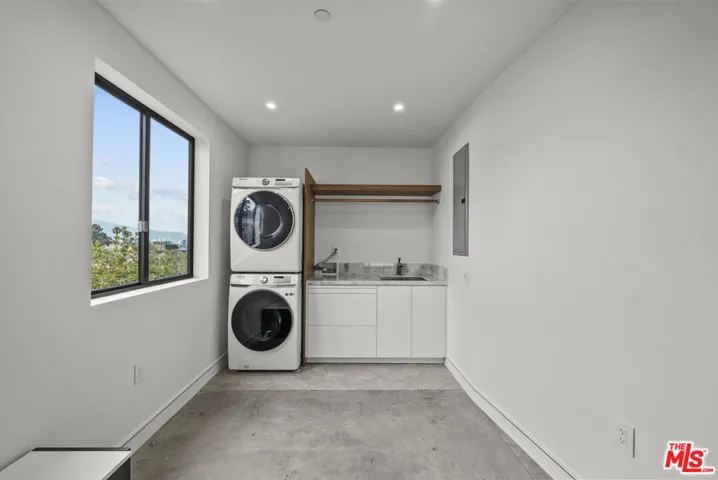 2388 Lyric Avenue, Los Angeles, California 90027