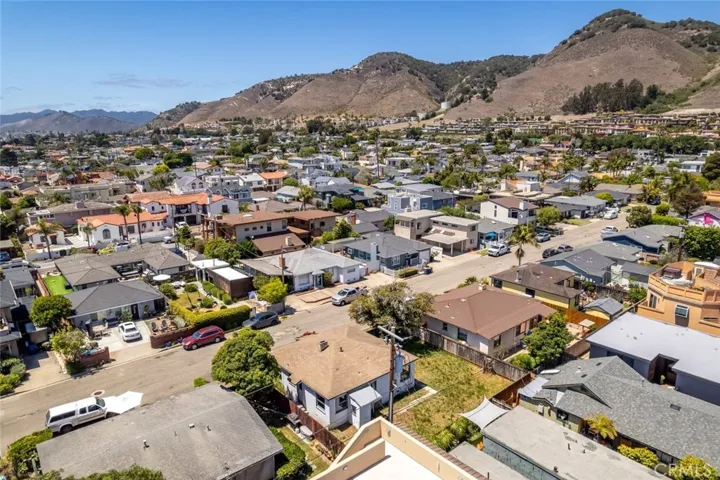 351 Esparto, Pismo Beach, California 93449