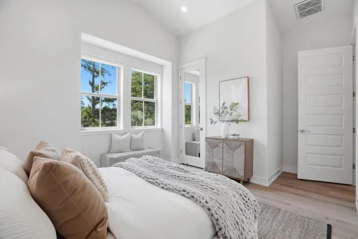 2330 Rock Street, Mountain View, California 94043