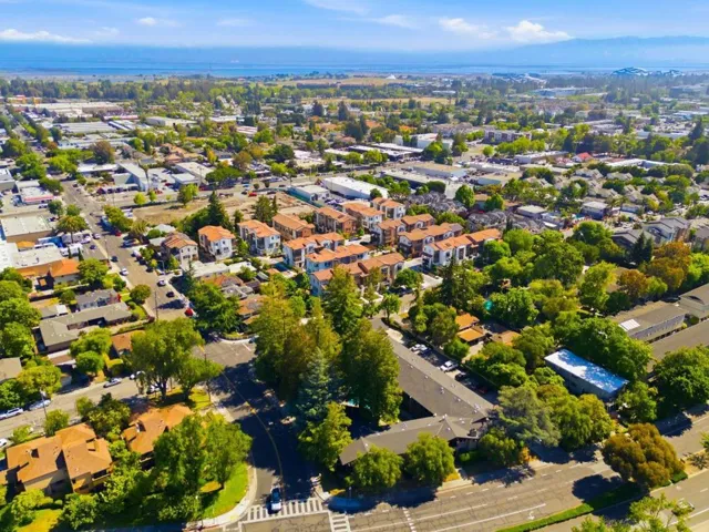 2330 Rock Street, Mountain View, California 94043