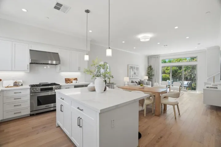 2330 Rock Street, Mountain View, California 94043