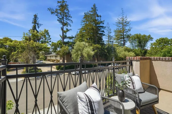 2330 Rock Street, Mountain View, California 94043