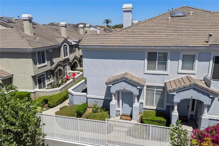 2260 Indigo Hills Drive 5, Corona, California 92879