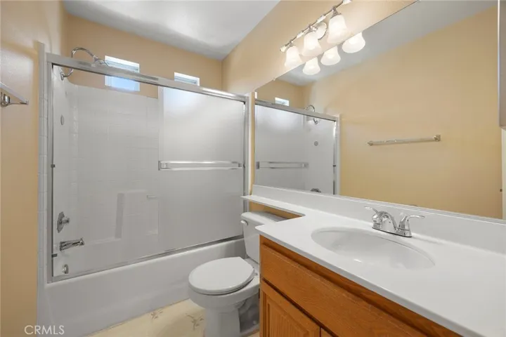 2260 Indigo Hills Drive 5, Corona, California 92879