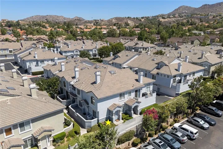 2260 Indigo Hills Drive 5, Corona, California 92879