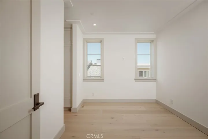 225 Diamond, Newport Beach, California 92662