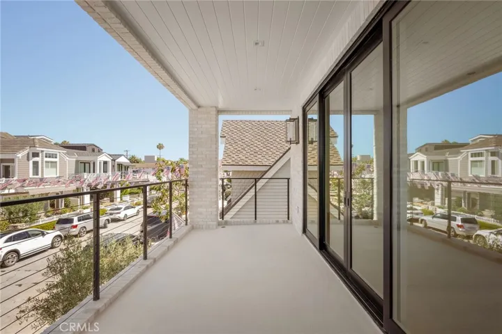 225 Diamond, Newport Beach, California 92662