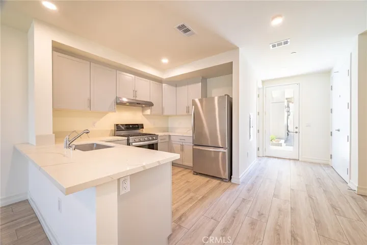 140 N New Ave 3, Monterey Park, California 91755