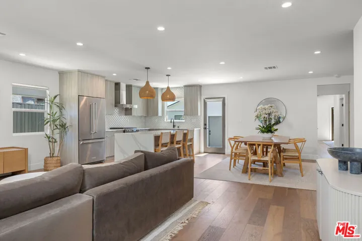 3925 Alla Road, Los Angeles, California 90066