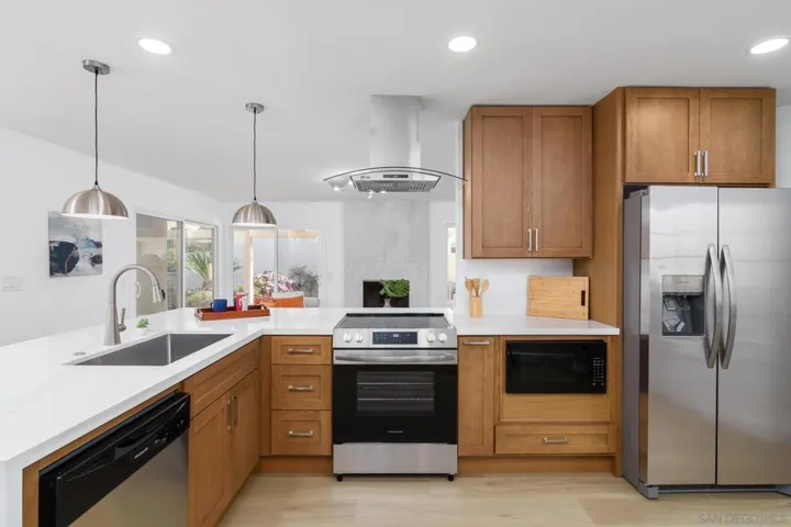 12843 Camino Ramillette, San Diego, California 92128